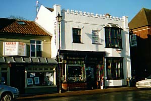 Ipswich Historic Lettering: Aldeburgh: Chemist