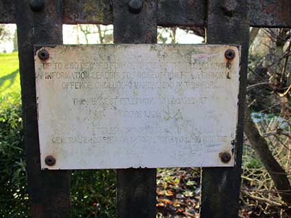 Ipswich Historic Lettering: Alexandra Park gates 2