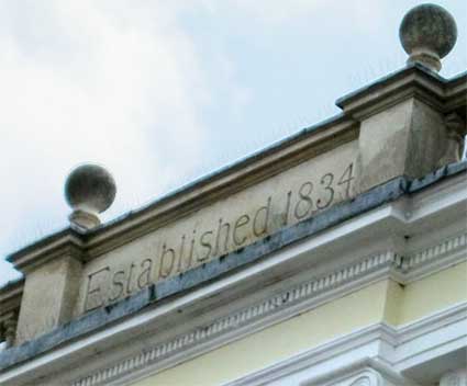 Ipswich Historic Lettering: established 1834.3