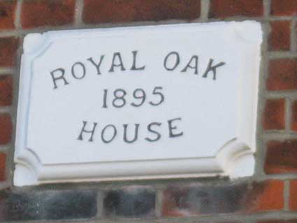 Ipswich Historic Lettering: Royal Oak 2