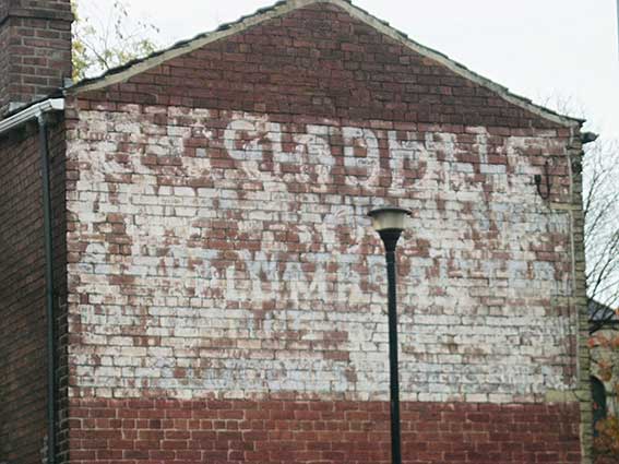 Ipswich Historic Lettering: Heckmondwike 2