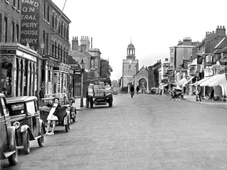 Ipswich Historic Lettering: Lymington period shot