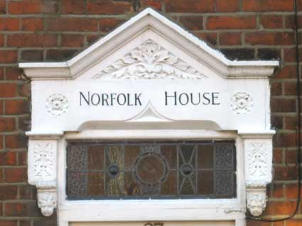 Ipswich Historic Lettering: Norfolk House 3
