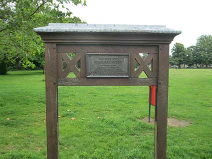 Ipswich Historic Lettering: Racecourse Recreation Ground 2