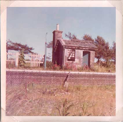 Ipswich Historic Lettering: Aldeburgh railway 5