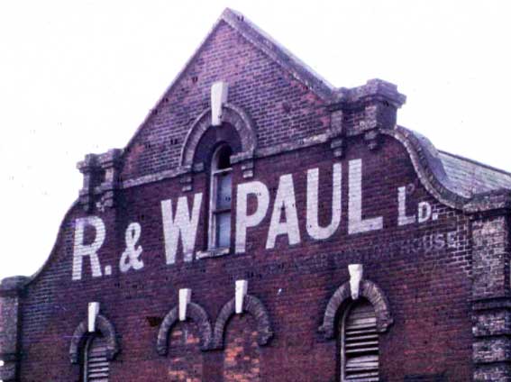 Ipswich Historic Lettering: R & W Paul maltings - period