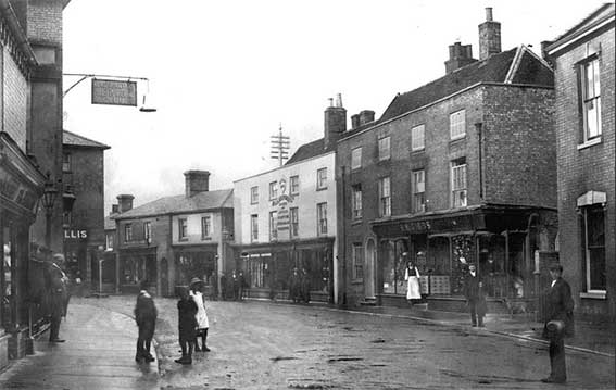 Ipswich Historic Lettering: Saxmundham Gibbs 1900