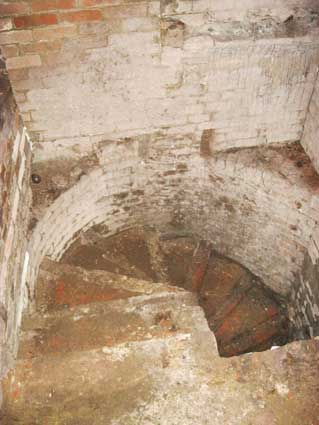 Ipswich Historic Lettering: Stoke Hall Tunnels 20