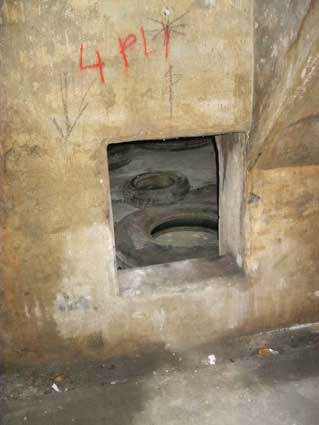 Ipswich Historic Lettering: Stoke Hall Tunnels 24