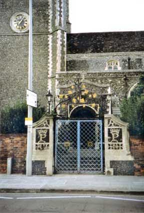 Ipswich Historic Lettering: St Peters Church 2