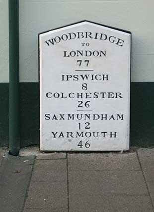 Ipswich Historic Lettering: Woodbridge milestone 2015