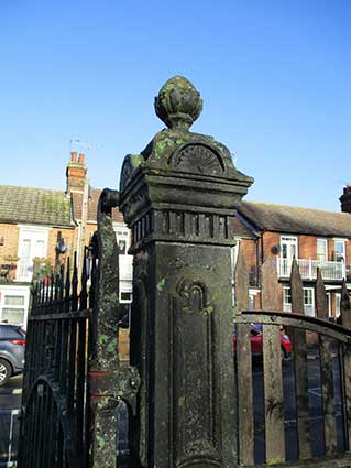 Ipswich Historic Lettering: Alexandra Park gates 4