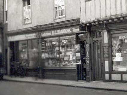 Ipswich Historic Lettering: Barbrook hairdresser