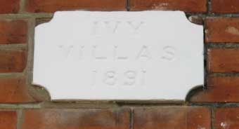 Ipswich Historic Lettering: Belle Vue plaque 15