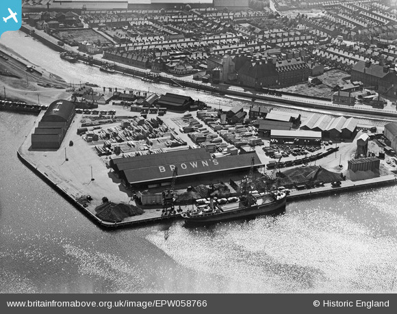 Ipswich Historic Lettering: William Brown's Wet Dock aerial 1938