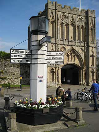 Ipswich Historic Lettering: Bury St Edmunds 14