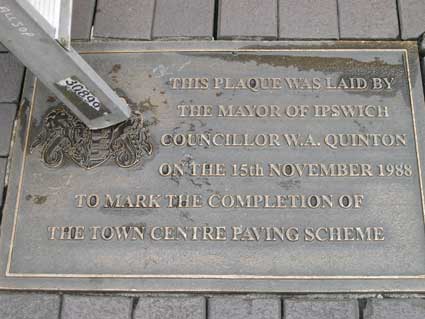 Ipswich Historic Lettering: Cornhill paving crest