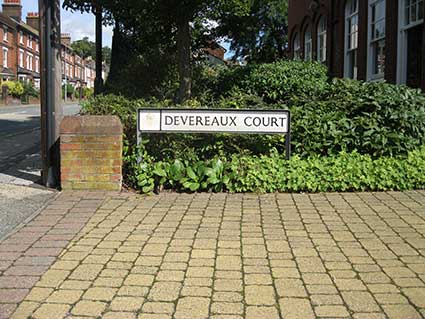 Ipswich Historic Lettering: Devereaux Court 1