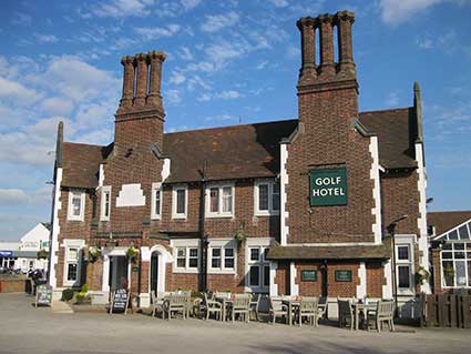 Ipswich Historic Lettering: The Golf Hotel 4