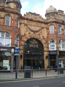 Ipswich Historic Lettering: Leeds: County Arcade1