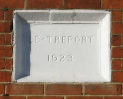 Ipswich Historic Lettering: Le-Treport 2