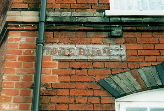 Ipswich Historic Lettering: Nottidge Rd sign