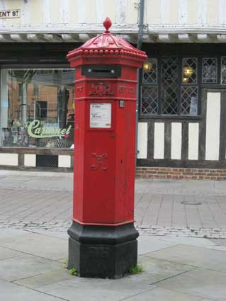 Ipswich Historic Lettering: Pillar box 1