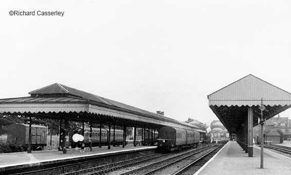 Ipswich Historic Lettering: Felixstowe railway 12