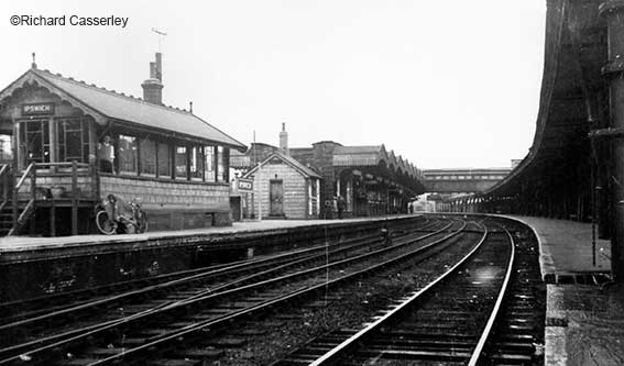 Ipswich Historic Lettering: Felixstowe railway 4
