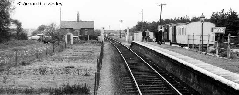 Ipswich Historic Lettering: Thorpeness railway 1