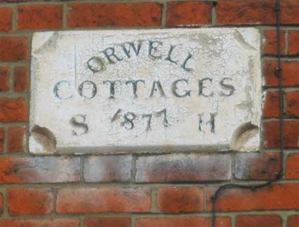 Ipswich Historic Lettering: Orwell Cottages