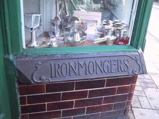 Ipswich Historic Lettering: Samundham ironmongers