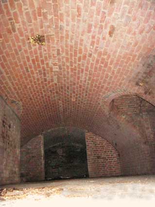 Ipswich Historic Lettering: Stoke Hall Tunnels 29