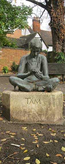 Ipswich Historic Lettering: Tam sculpture 1