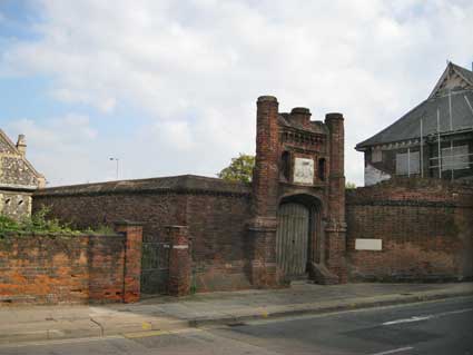 Ipswich Historic Lettering: Wolsey Gate 2b