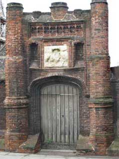 Ipswich Historic Lettering: Wolsey Gate 3