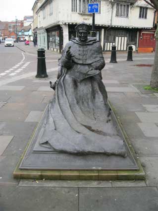 Ipswich Historic Lettering: Wolsey statue 7